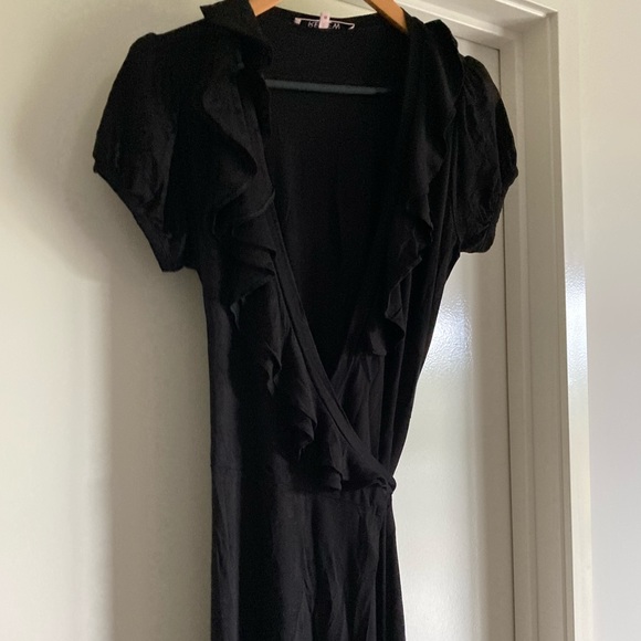 Gorgeous Black Review Wrap Dress Size 10 - Picture 2 of 6